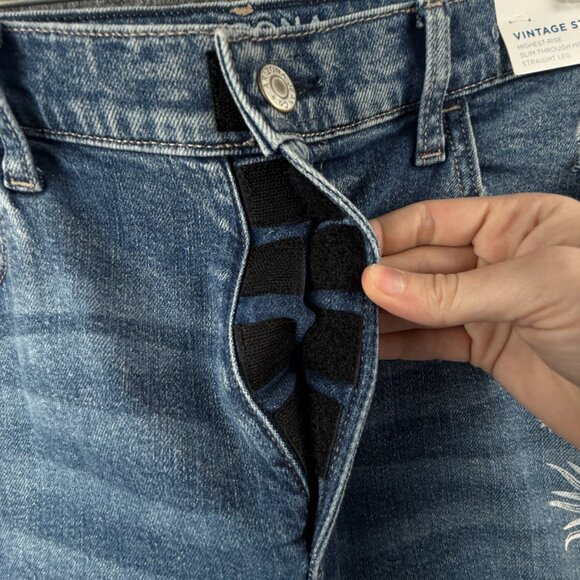 NWT Arizona Jeans Women Distressed Painted Vintage Straight Size 17 High Rise - Picture 13 of 16